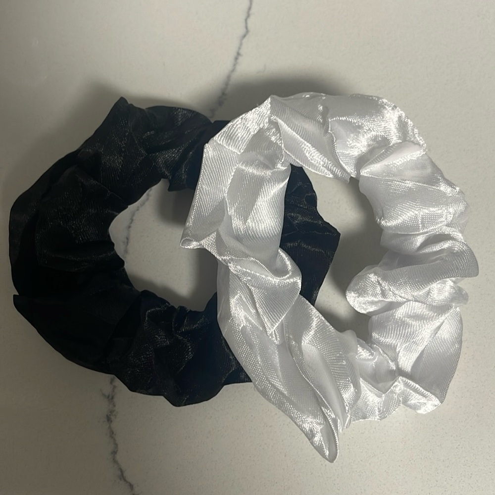 Satin Scrunchie Set